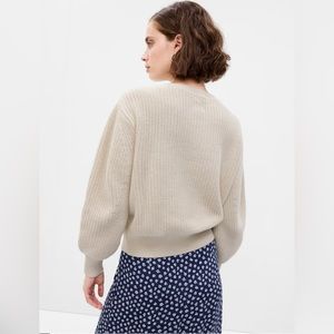 Gap shaker stitch crew neck sweater NWT